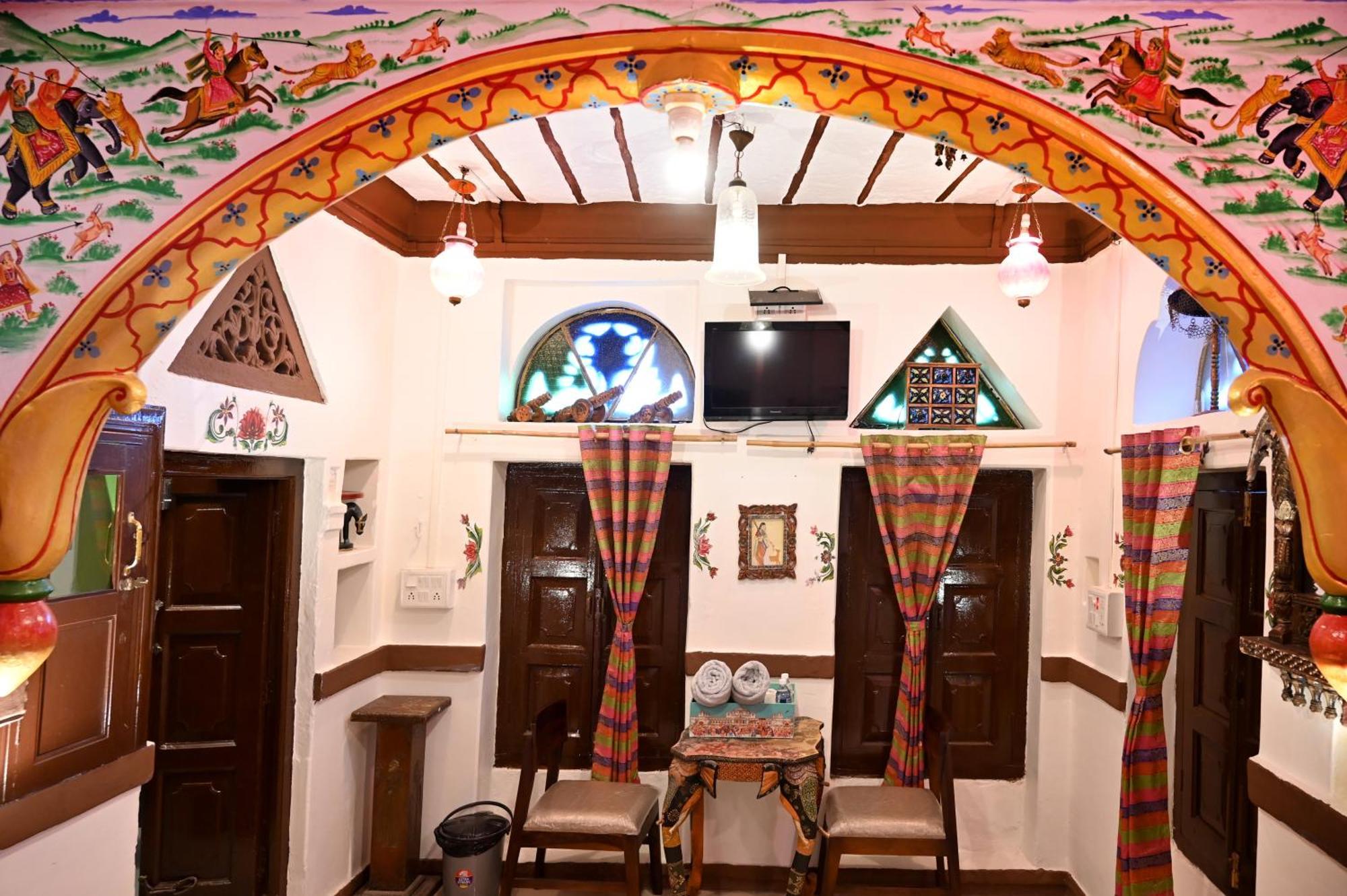 Castle View Haveli Otel Jodhpur  Oda fotoğraf