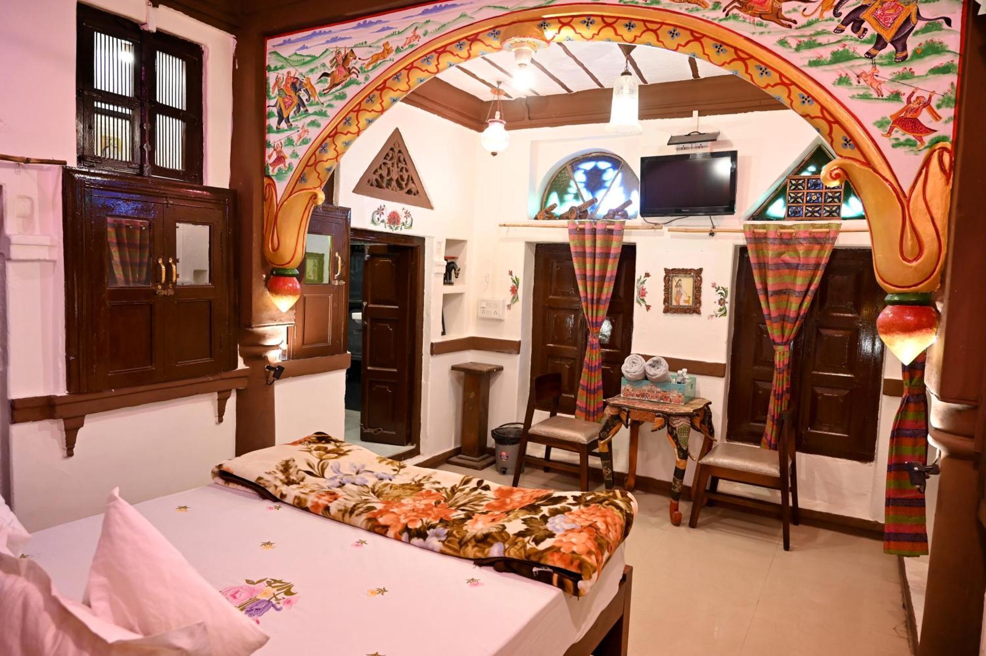 Castle View Haveli Otel Jodhpur  Oda fotoğraf
